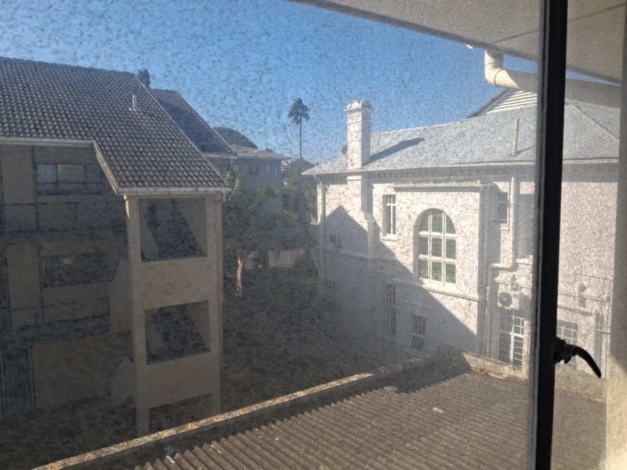 To Let 2 Bedroom Property for Rent in Southernwood Eastern Cape